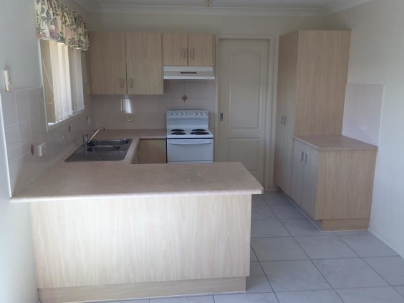 16 Peppermint Drive, Kawana QLD 4701